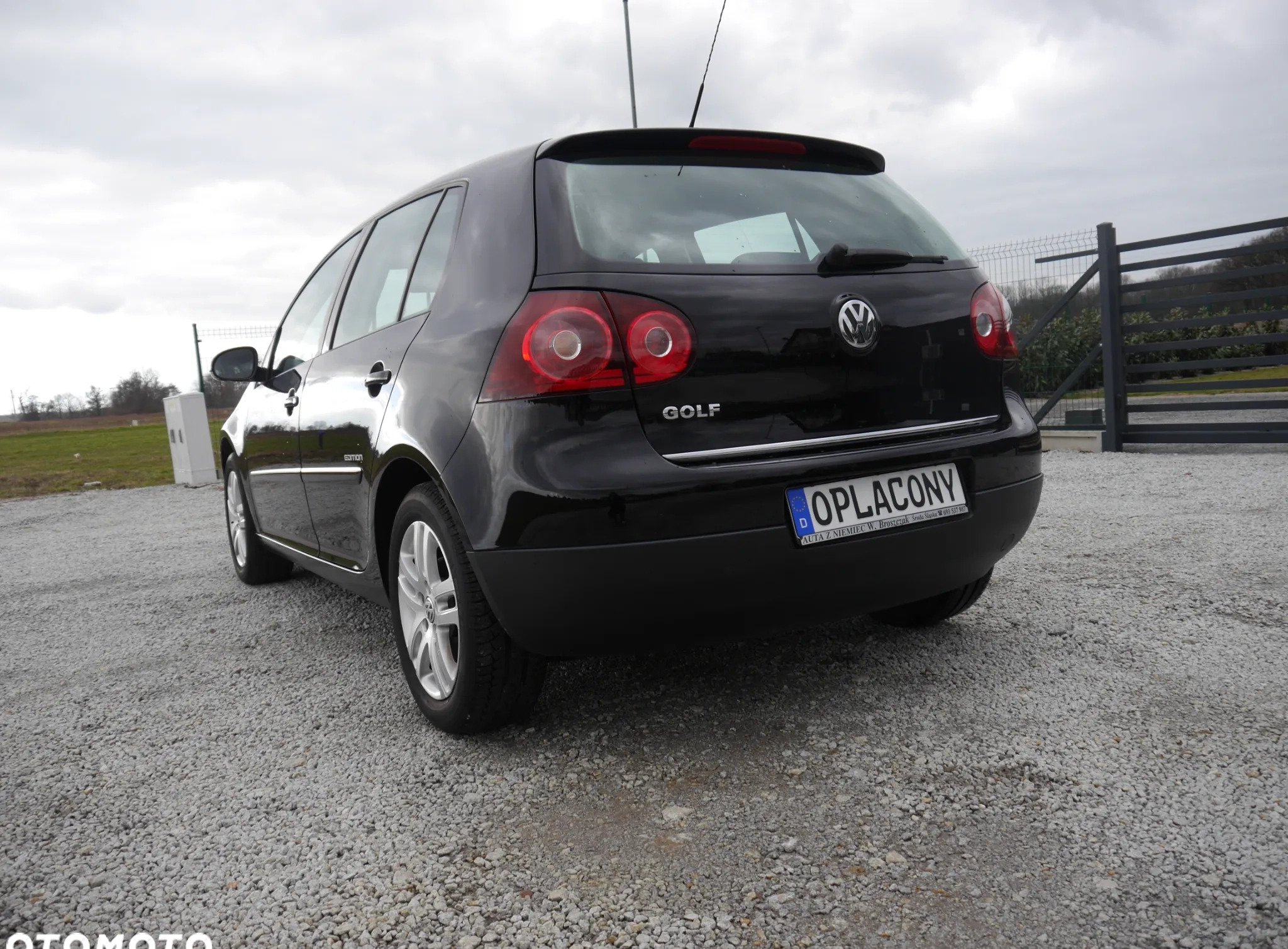 Volkswagen Golf cena 15700 przebieg: 244033, rok produkcji 2008 z Serock małe 277